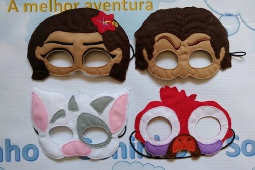 Máscaras Moana e Maui, galo e porquinho - Luxo