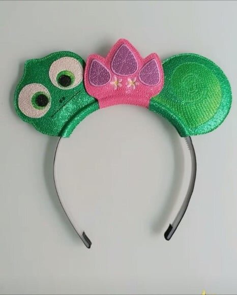Tiara Rapunzel com Brilho -bordada - Luxo