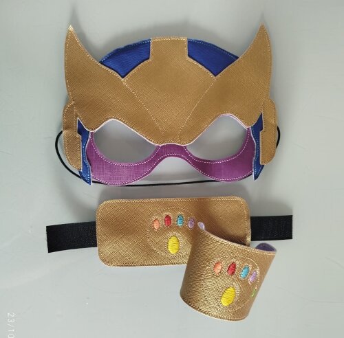 Kit Super Heróis com Braceletes - Couro Ecológico