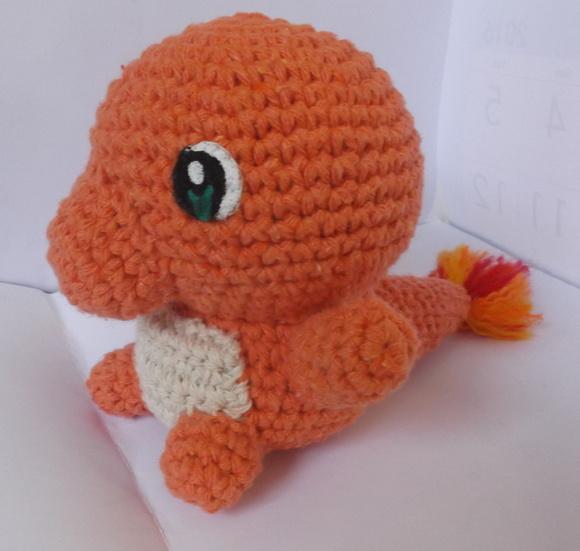 Charmander de Crochê Amigurumi