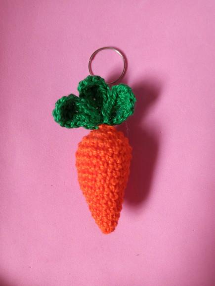 Chaveiro Cenoura em Crochê Amigurumi