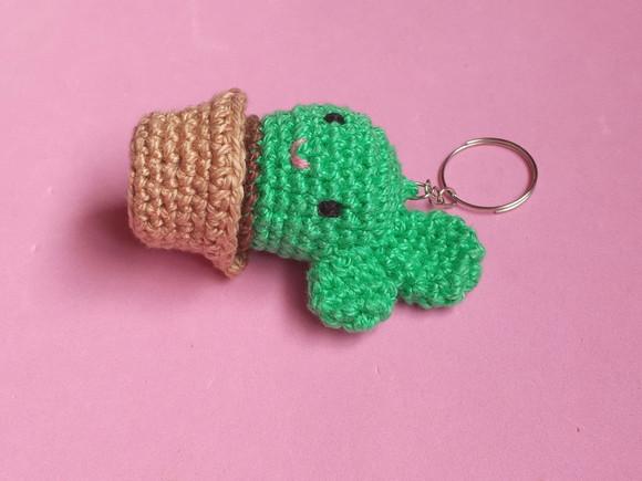 Chaveiro de Cacto em Crochê Amigurumi