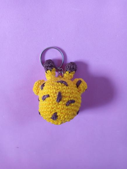 Chaveiro Girafa em Crochê Amigurumi