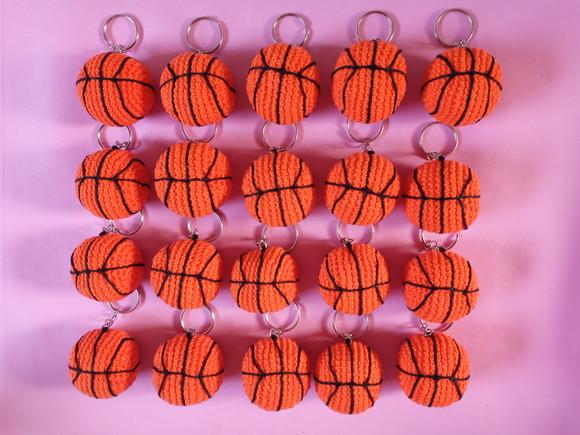 Chaveiros Bolinhas de Basquete em Crochê Amigurumi