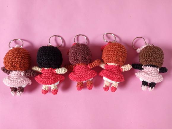 Chaveiros Bonecas em Crochê Amigurumi