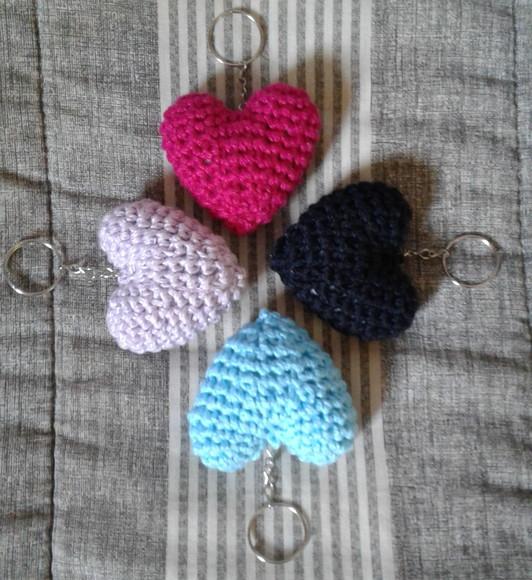 Chaveiros Corações em Crochê Amigurumi