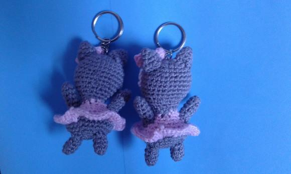 Chaveiros Guaxinim com Laço em Crochê Amigurumi