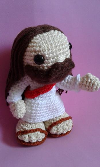 Jesus em Crochê Amigurumi