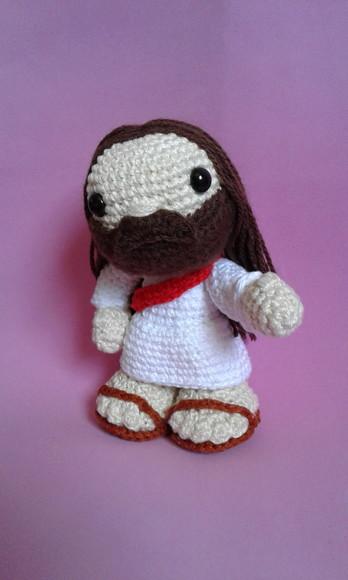 Jesus em Crochê Amigurumi