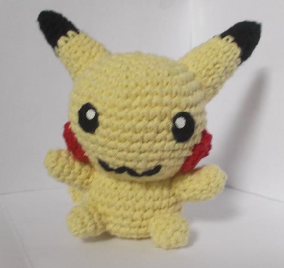 Pikachu de Crochê Amigurumi
