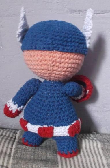 Capitão América em Crochê Amigurumi