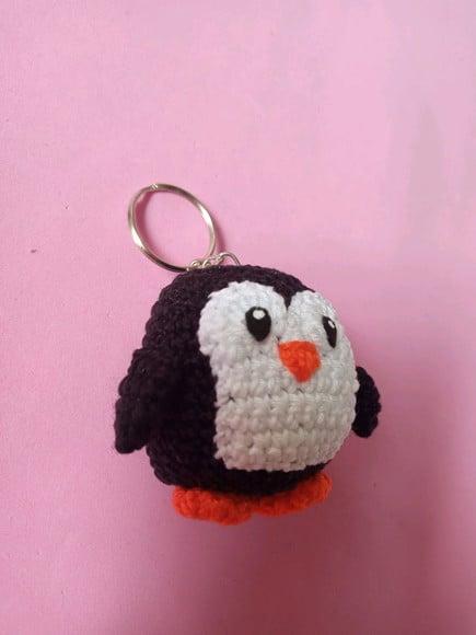 Chaveiro Pinguim em Crochê Amigurumi