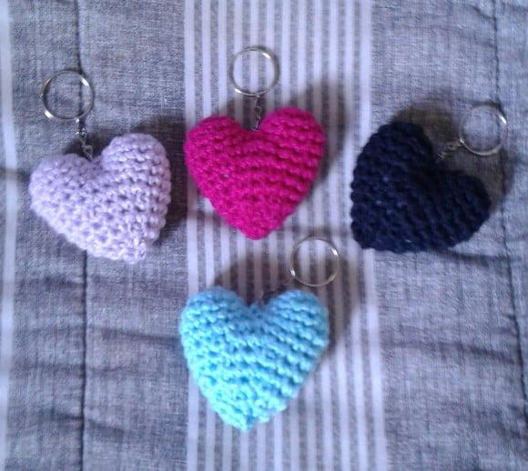 Chaveiros Corações em Crochê Amigurumi