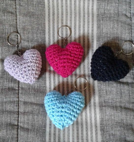 Chaveiros Corações em Crochê Amigurumi