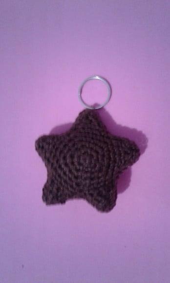 Chaveiros Estrelas em Crochê Amigurumi