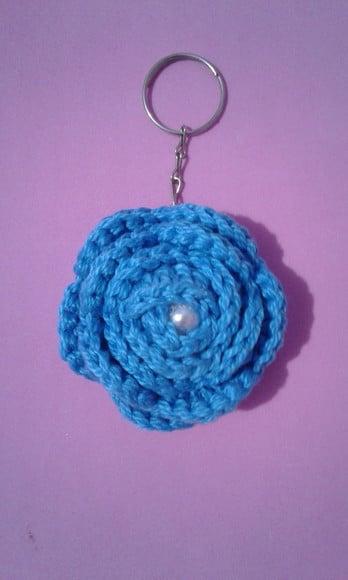Chaveiros Rosas em Crochê Amigurumi