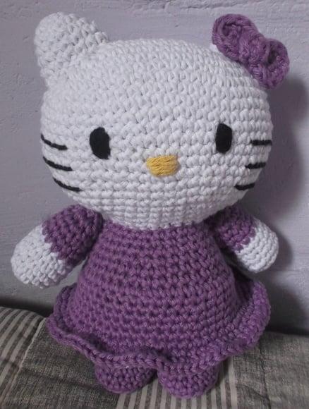 Hello Kitty em Crochê Amigurumi