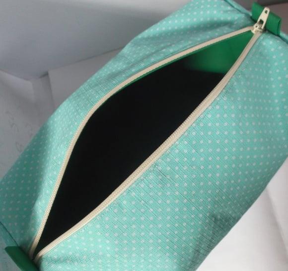 Necessaire (PVC) Para Utensílios do Bebê