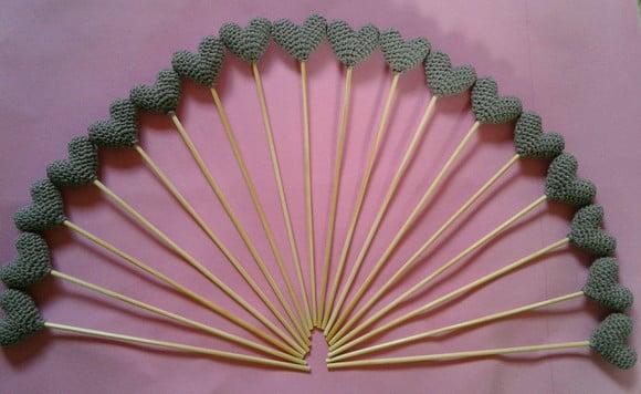 Palitos para Aromatizador com Coração de Amigurumi
