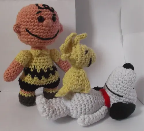Charlie, Woodstock e Snoopy em Amigurumi