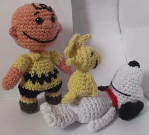 Charlie, Woodstock e Snoopy em Amigurumi