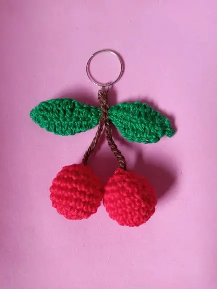 Chaveiro Cerejas em Crochê Amigurumi