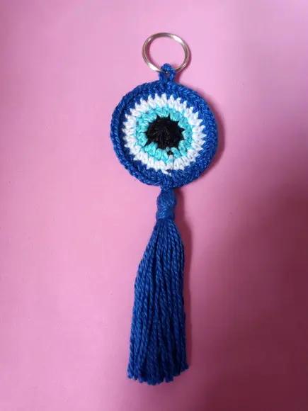 Chaveiro de Olho Grego em Crochê Amigurumi