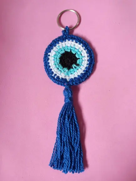 Chaveiro de Olho Grego em Crochê Amigurumi
