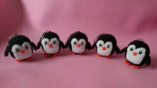 Chaveiro Pinguim em Crochê Amigurumi