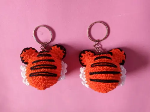 Chaveiro Tigre em Crochê Amigurumi