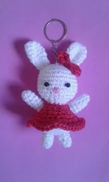 Chaveiros Coelhinhas em Crochê Amigurumi
