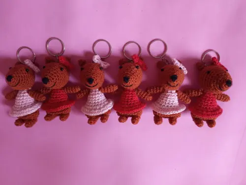 Chaveiros Esquilos em Crochê Amigurumi