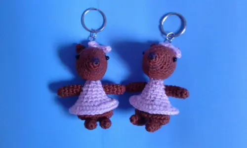 Chaveiros Esquilos em Crochê Amigurumi