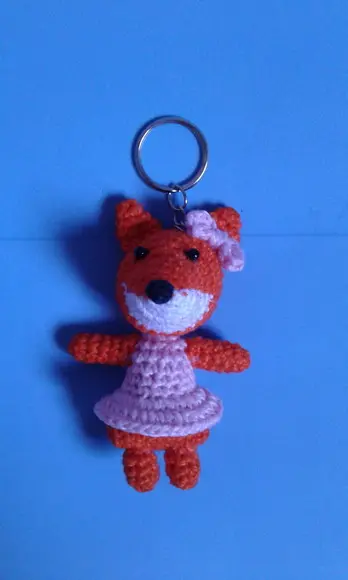 Chaveiros Raposas em Crochê Amigurumi