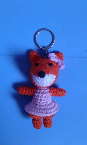 Chaveiros Raposas em Crochê Amigurumi