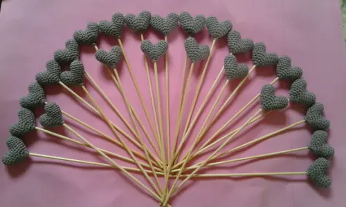 Palitos para Aromatizador com Coração de Amigurumi