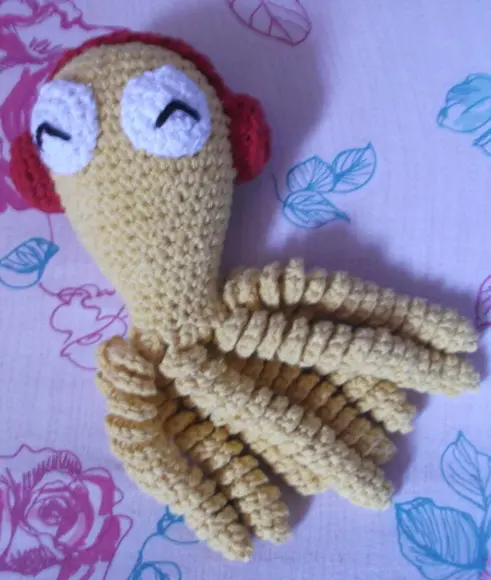 Polvo Em Amigurumi Para Bebês Com Fones