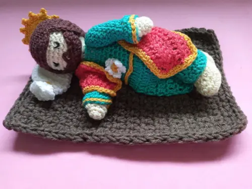São José Dormindo Em Crochê Amigurumi