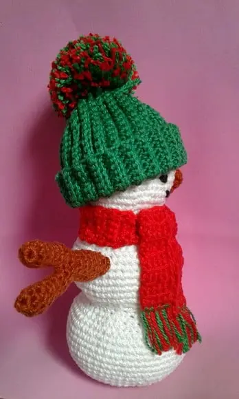 Boneco de Neve em Crochê Amigurumi