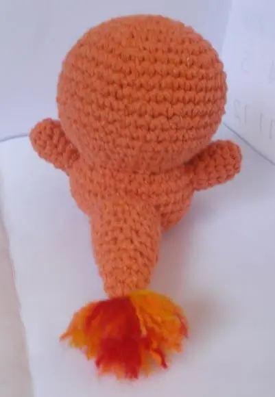 Charmander de Crochê Amigurumi