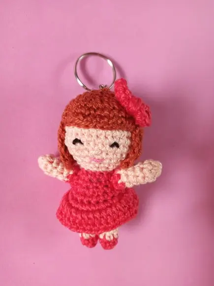 Chaveiros Bonecas em Crochê Amigurumi