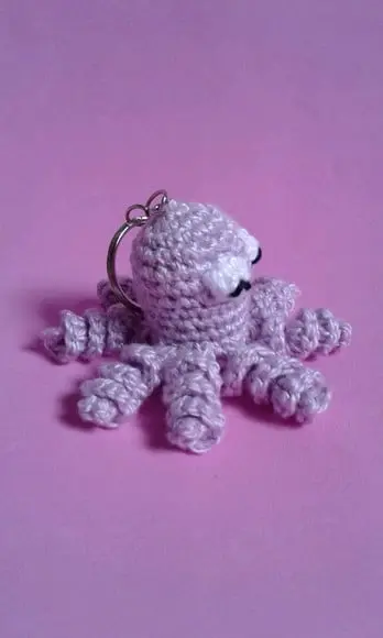 Chaveiros Mini Polvinhos em Crochê Amigurumi