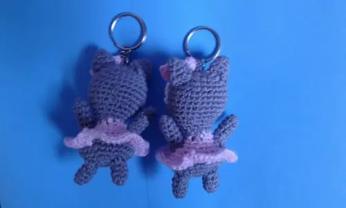 Chaveiros Guaxinim com Laço em Crochê Amigurumi