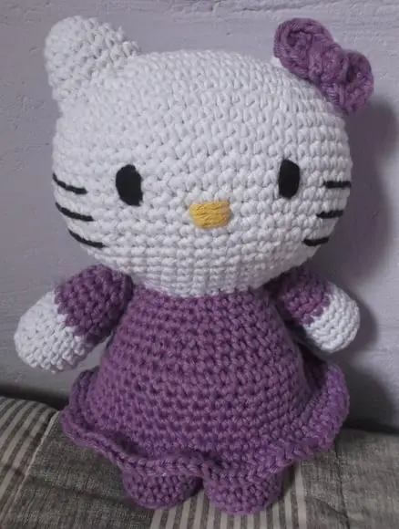Hello Kitty em Crochê Amigurumi