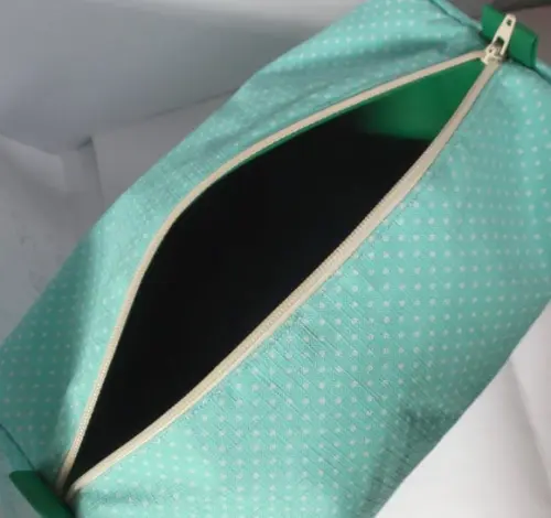 Necessaire (PVC) Para Utensílios do Bebê