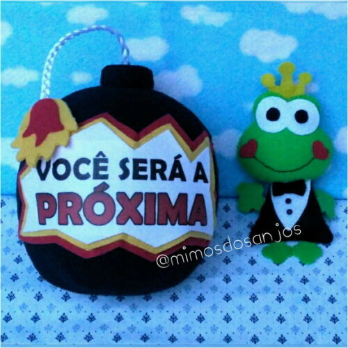 Bomba + Chaveiro em Feltro