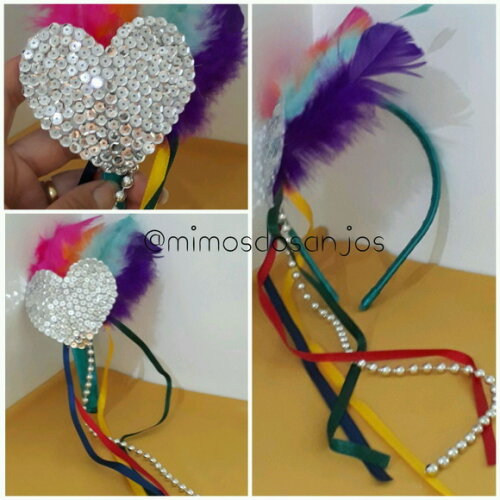 Tiara com Coração e Penas