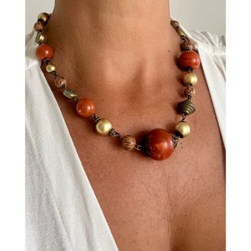 Colar Feminino Terracota e Ouro Velho I  Elegância Atemporal