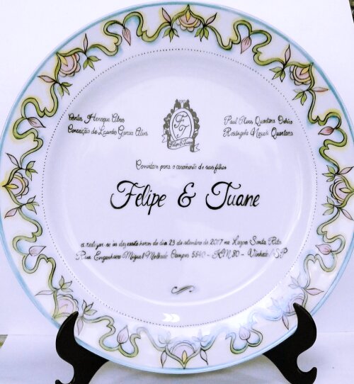 Prato com Convite de Casamento