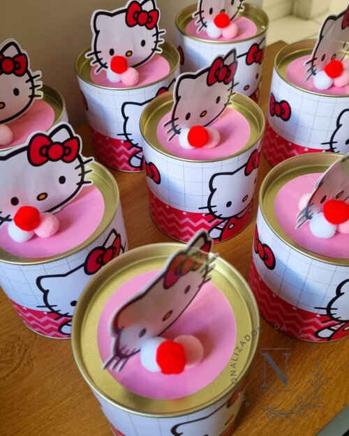 Lembrancinha da hello kitty tubolata 9x9 com aplique 3D - Cópia